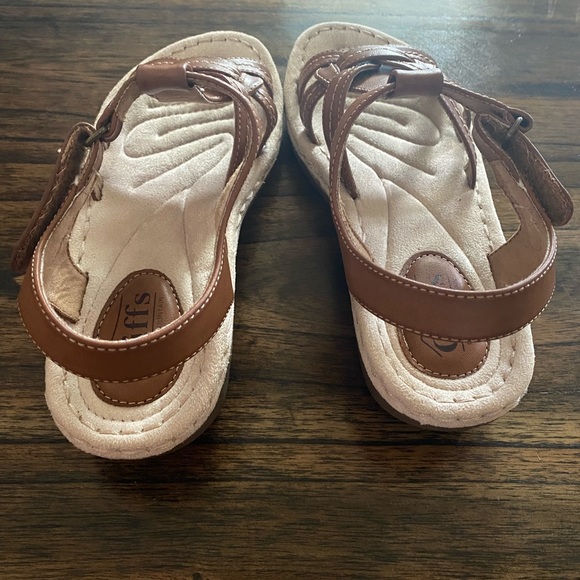 Sandals Cliff White Mountain Size 9 - Picture 5 of 6